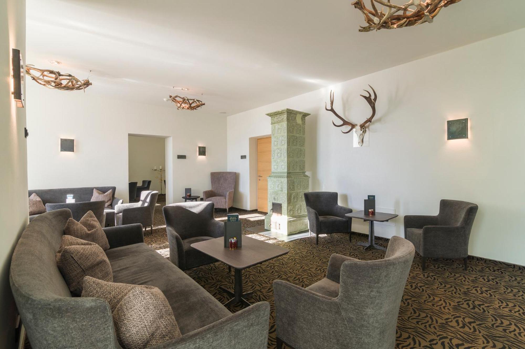 Hotel Waldkönigin 4*